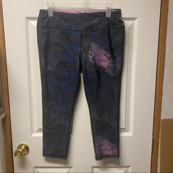 Marika Sport‎ Large 12/14 Capri Leggings - Picture 1 of 8